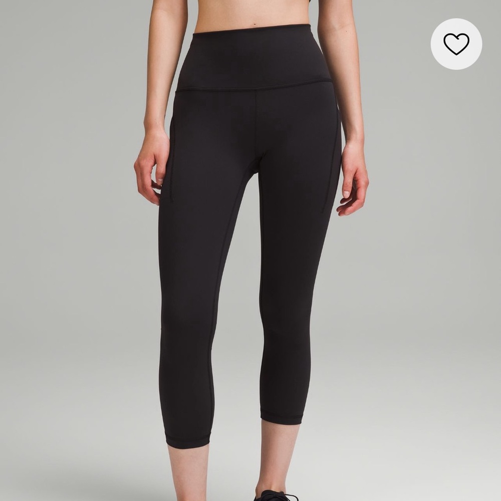 Lululemon Wunder Train Hugh Rise Crop with pockets - 23”